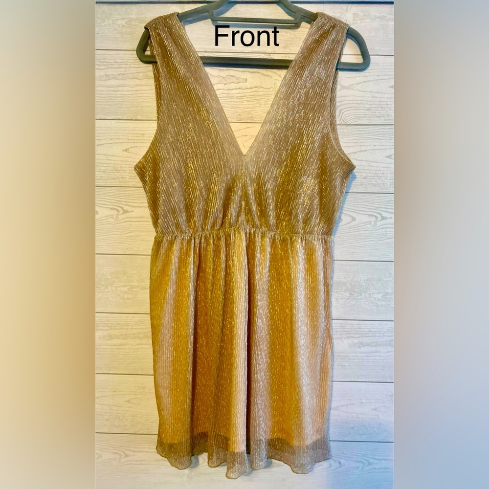 Boho-Fancy TOBI size (L)Gold, plunging neckline skater dress.Perfect✨